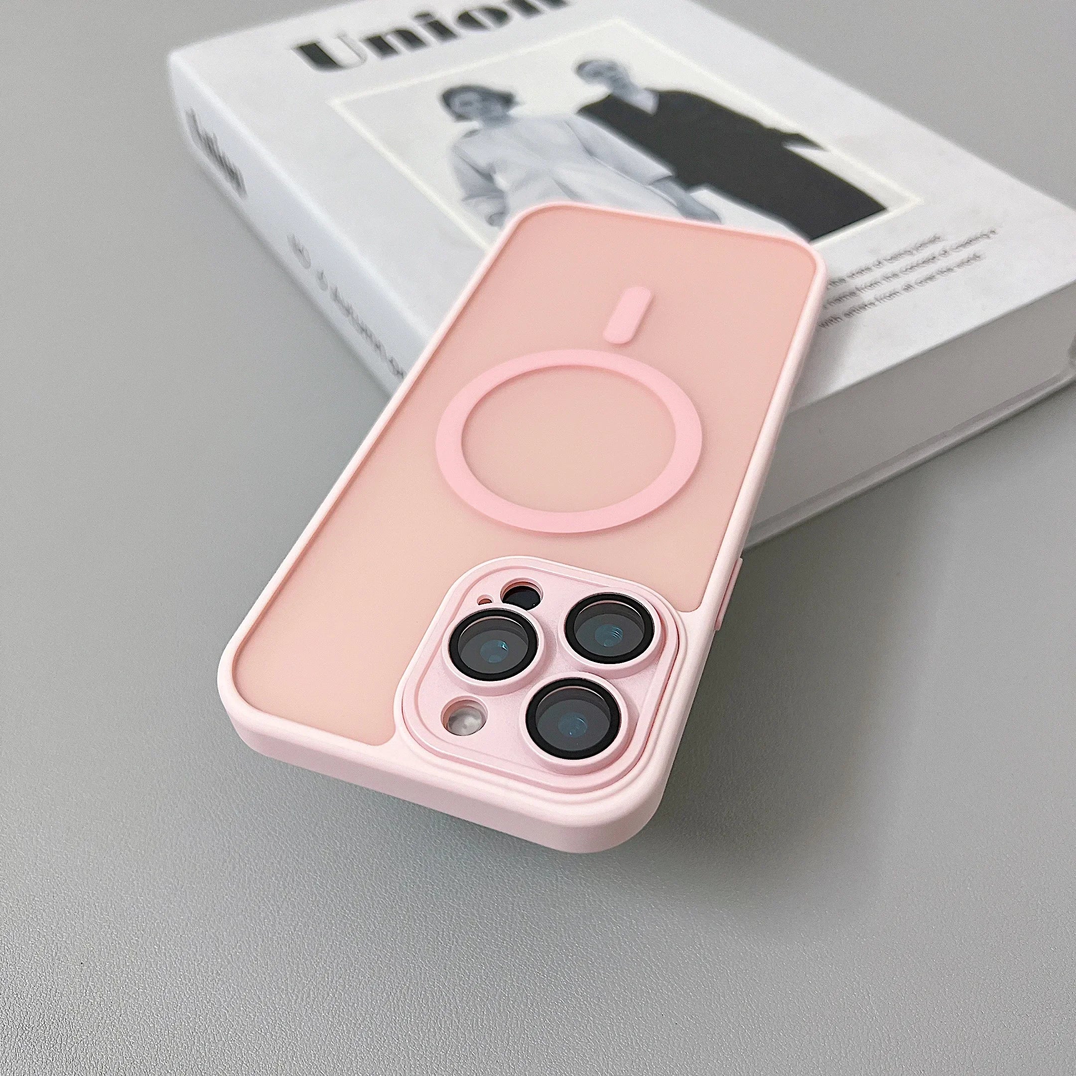 Magnetic Matte Armor Slim Case for iPhone 16 Plus / 17 Pro