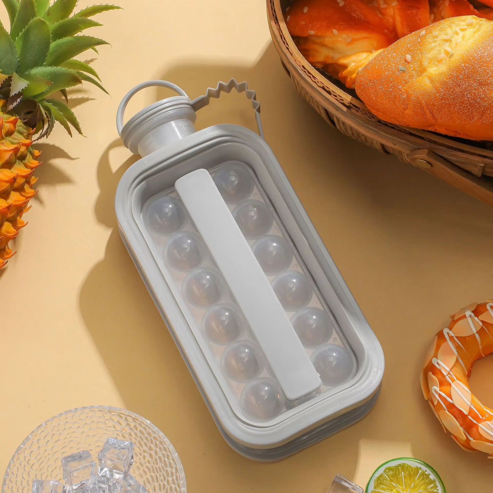 Portable Ice Cube Tray 2-in-1 Circular Ice Cube Mold Puck Making Water Bottle 12 Grid Flat Lid Cooling Popsicle Cube Mold Maker